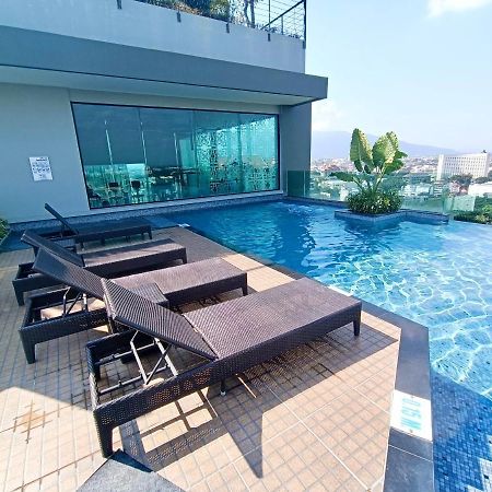 The Astra Condo City Center Chiang Mai Eksteriør billede